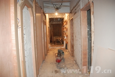 r(sh)e^ȼ L(zhng)1f(wn)Pͣ