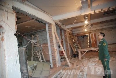 r(sh)e^ȼ L(zhng)1f(wn)Pͣ