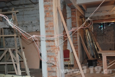 r(sh)e^ȼ L(zhng)1f(wn)Pͣ